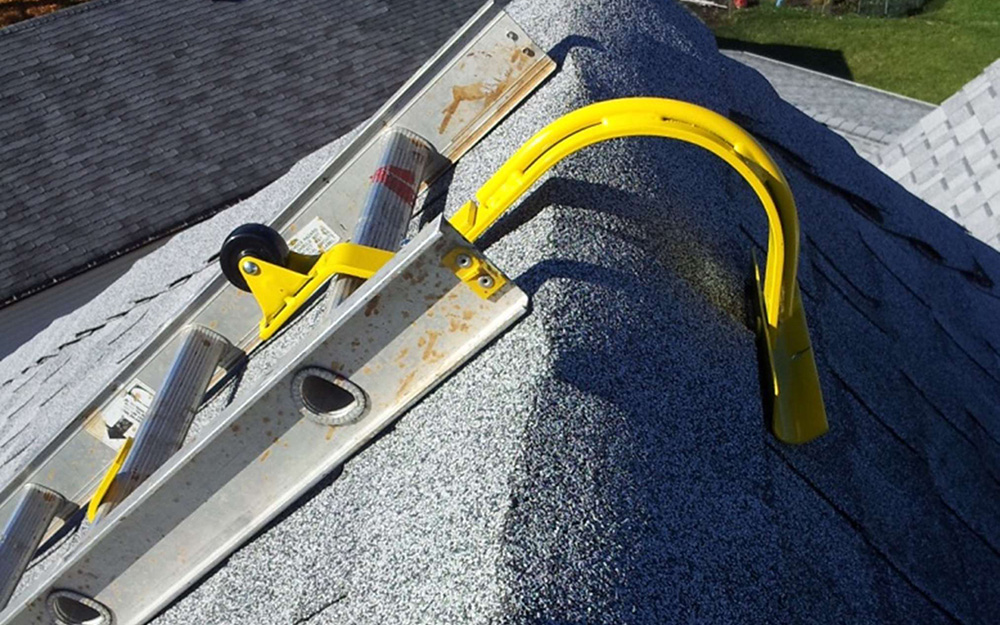 How To Install Roof Jacks Work Safely On A Steep Roof With Proper Roof Scaffolding