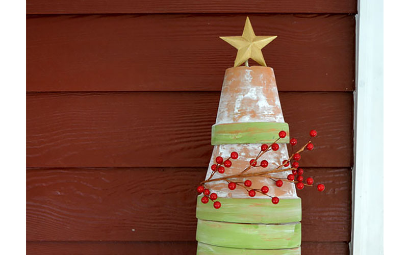 Rustic Christmas Tree from Flowerpots