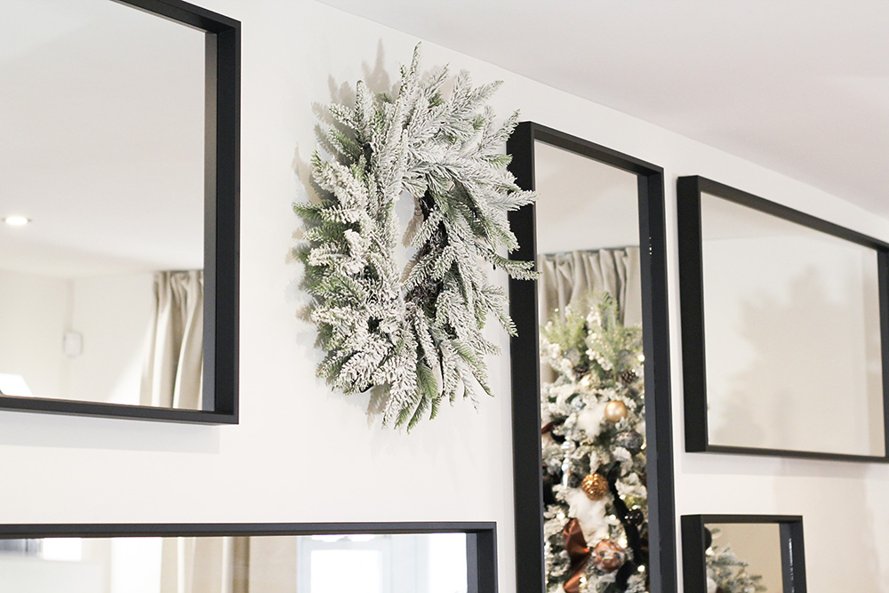 Luxurious Holiday Decor Luxurious Holiday Decor