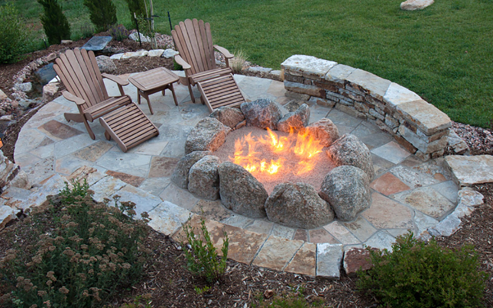 10 Sizzling Hot Outdoor Fire Pit Spaces The Home Depot