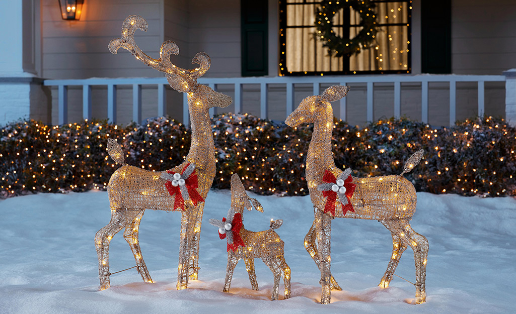 Simple Classic Outdoor Christmas Decorations: 10 Stunning Ideas for a ...