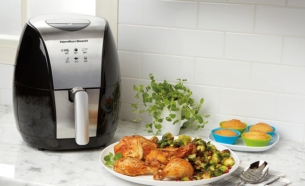 https://contentgrid.homedepot-static.com/hdus/en_US/DTCCOMNEW/Articles/small-appliances-every-healthy-eater-needs-section-6.jpg