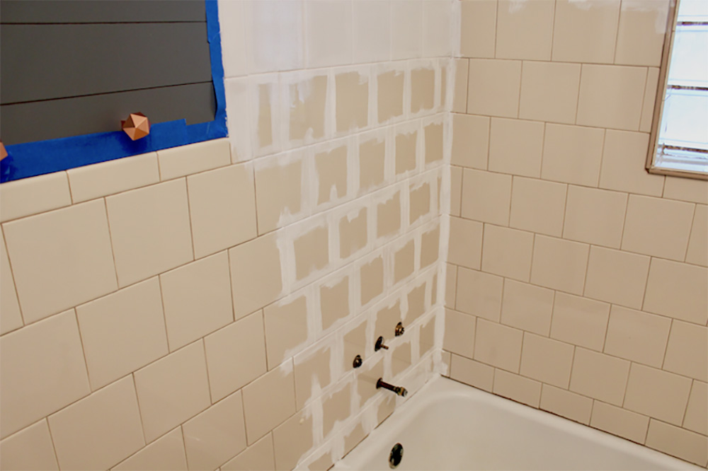 Bathroom Wall Tile Makeover