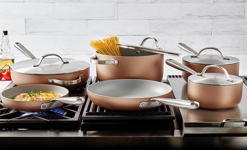 Best Pots and Pans for Electric Stove in 2022 