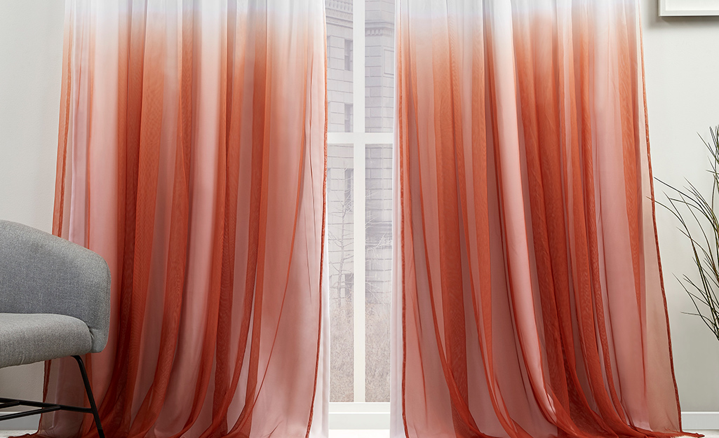 Very bright red curtains.