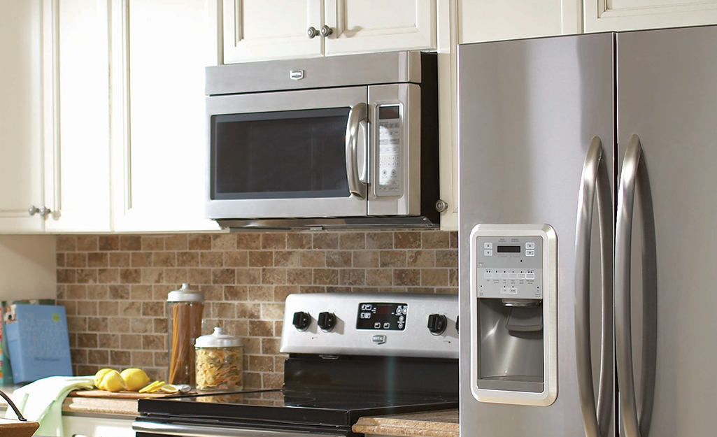 7 Space-Saving Ways to Integrate a Microwave in the Kitchen