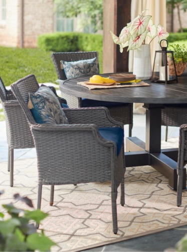 patio furniture sale table and chairs