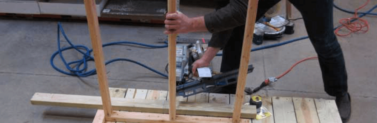 Frame house side walls - Dog House with Sun Deck Frame house side walls - Dog House with Sun Deck