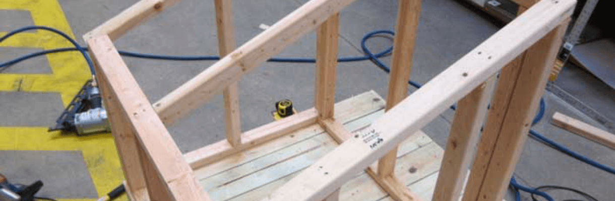 Frame front and back walls - Dog House Frame front and back walls - Dog House