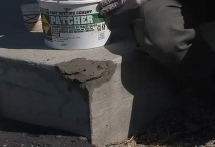 Apply bonding agent once - Repairing Concrete Steps Apply bonding agent once - Repairing Concrete Steps