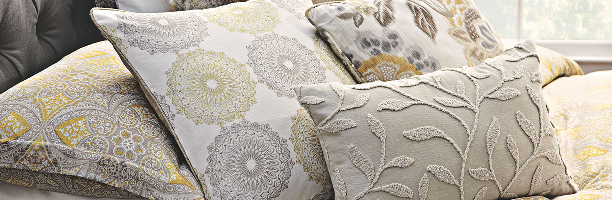 Play up the Pillows Play up the Pillows