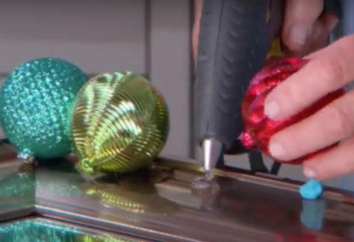 Swap putty glue - Make Ornament Mirror Swap putty glue - Make Ornament Mirror