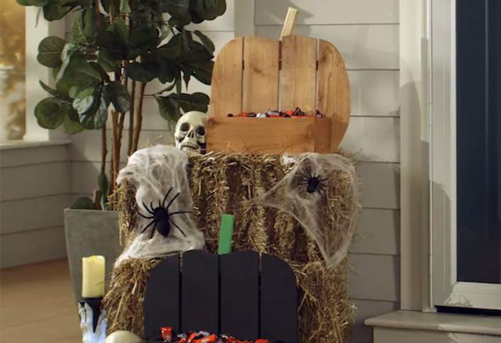 Sand and stain - Rustic Decorative Pumpkin Stand Sand and stain - Rustic Decorative Pumpkin Stand