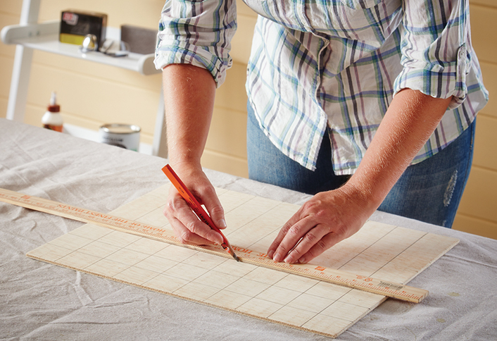 Draw grid - Make Wood Stocking Door Hanger Draw grid - Make Wood Stocking Door Hanger