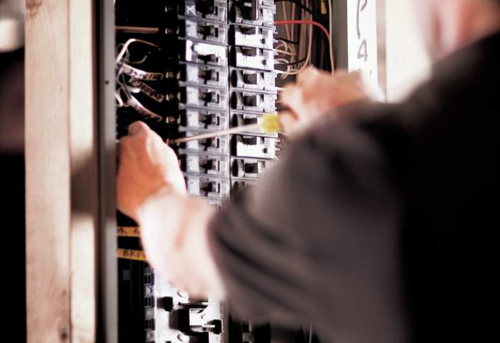 Turn off the electricity - Replacing a Doorbell Turn off the electricity - Replacing a Doorbell