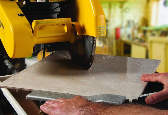 Making diagonal cuts - Cut Tile Wet Saw Making diagonal cuts - Cut Tile Wet Saw
