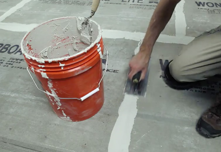 Fill joints with mortar - Installing Cement Backerboard Fill joints with mortar - Installing Cement Backerboard