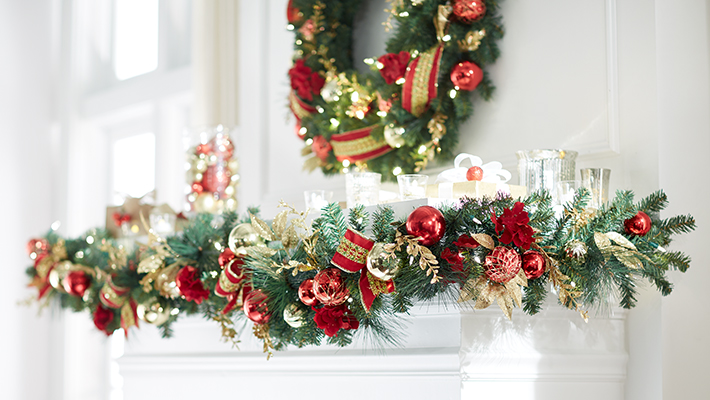 Wreaths & Garland Wreaths & Garland