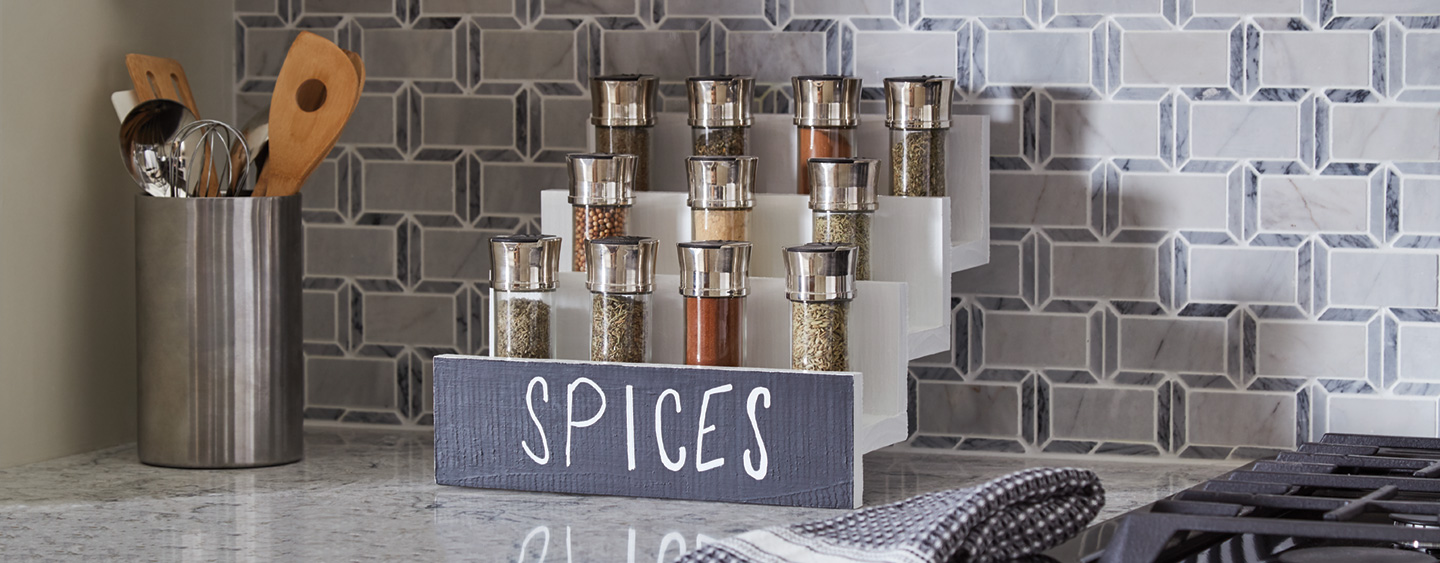 Create a spice rack with this quick and simple DIY Create a spice rack with this quick and simple DIY