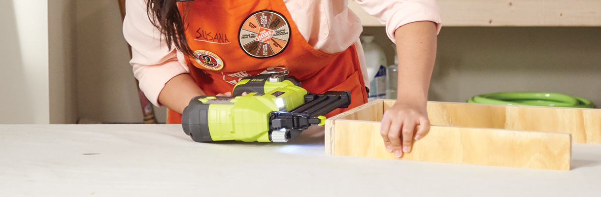 using-nailer-to-connect-boards using-nailer-to-connect-boards