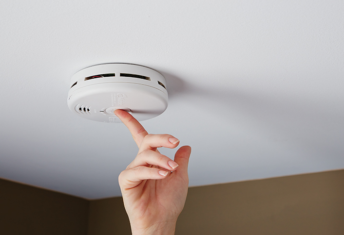 Test smoke alarms - 5 Do Projects Spring Cleaning Checklist Test smoke alarms - 5 Do Projects Spring Cleaning Checklist