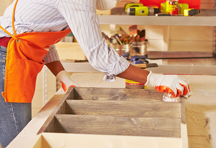 Paint or stain - Make a Pot Rack Paint or stain - Make a Pot Rack