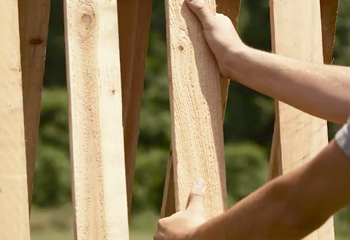 Lay out cut pickets - Building Your Own Fence Lay out cut pickets - Building Your Own Fence