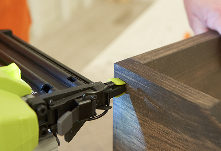 Assemble the box - DIY Grilling Caddy Assemble the box - DIY Grilling Caddy