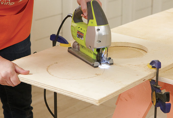 Measure front panel - DIY Football Toss Measure front panel - DIY Football Toss