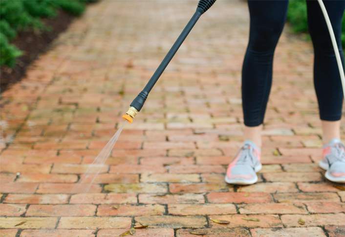 Prepare area for washing - How to Clean Brickwork Prepare area for washing - How to Clean Brickwork