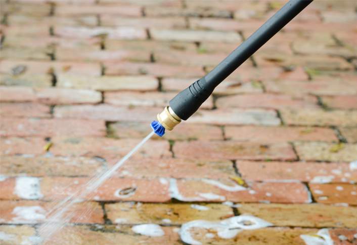 Turn up water pressures - How to Clean Brickwork Turn up water pressures - How to Clean Brickwork