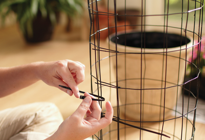 Build wire tower frame - Build a Flower Tower Build wire tower frame - Build a Flower Tower