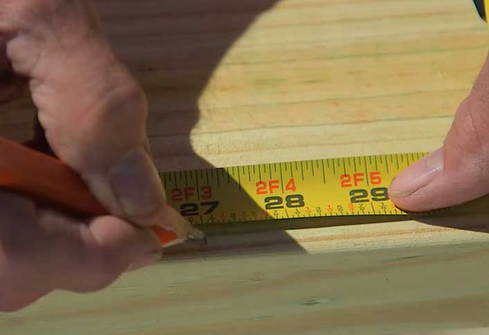 Cut off leg corners - Build Picnic Table Cut off leg corners - Build Picnic Table