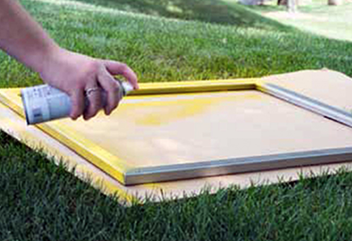 Spray paint frame - Make Chicken Wire Frame Spray paint frame - Make Chicken Wire Frame