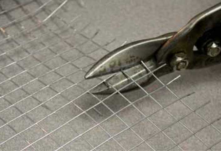 Cut hardware your bird feeder - Suet Bird Feeder Cut hardware your bird feeder - Suet Bird Feeder