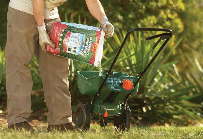 Fertilize - Get Ready Spring with Lawn Maintenance Fertilize - Get Ready Spring with Lawn Maintenance