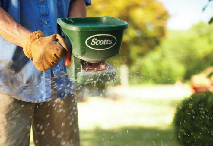 Seeding and liming - Get Ready Spring with Lawn Maintenance Seeding and liming - Get Ready Spring with Lawn Maintenance