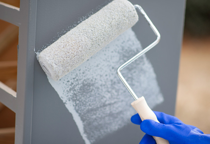 Applying First Glaze - Sponge Painting your Walls Applying First Glaze - Sponge Painting your Walls