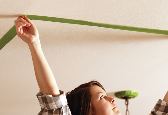Tape the walls - Painting Ceilings Tape the walls - Painting Ceilings