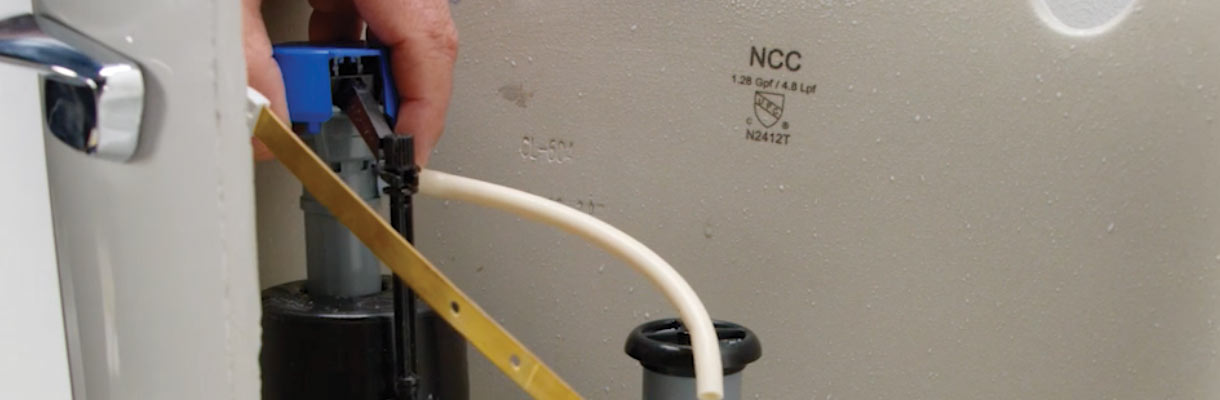 Replacing a fill valve - Repair Leaking Toilet Tank Replacing a fill valve - Repair Leaking Toilet Tank