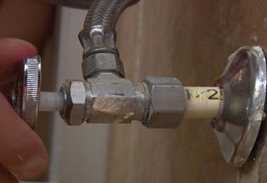 How To Fix A Leaking Tank At The Home Depot