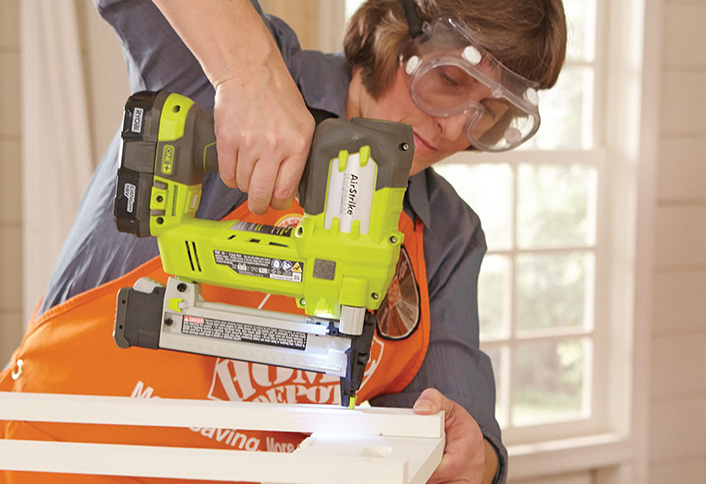 Attach the side board legs - DIH Vegetable Crate Attach the side board legs - DIH Vegetable Crate