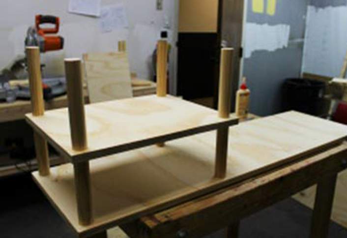 Secure legs - How to Build a Shoe Rack Secure legs - How to Build a Shoe Rack