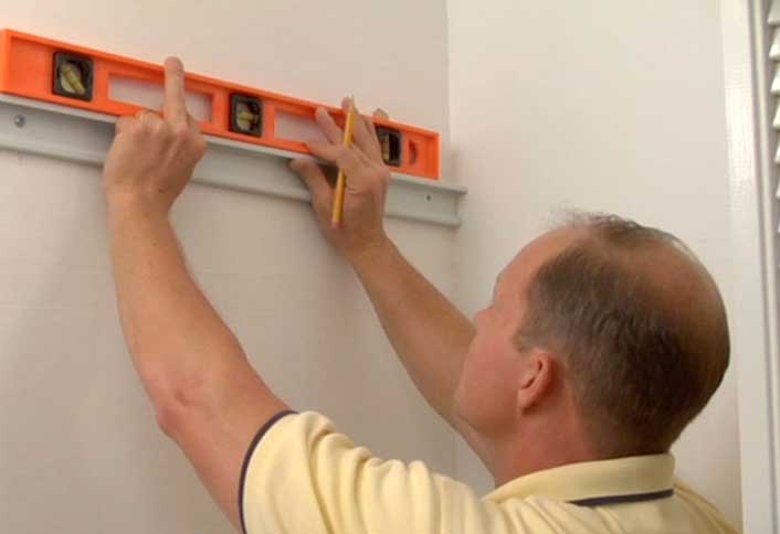Level the hang track - Wire Shelf Storage Level the hang track - Wire Shelf Storage