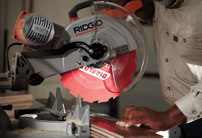 Operating Power Mitre Saws Operating Power Mitre Saws