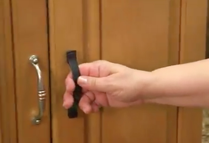 Attach new door pull - Replace Door Pulls Attach new door pull - Replace Door Pulls