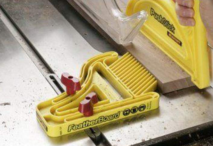 Hold boards place featherboards - Cutting Ripping Table Saw Hold boards place featherboards - Cutting Ripping Table Saw
