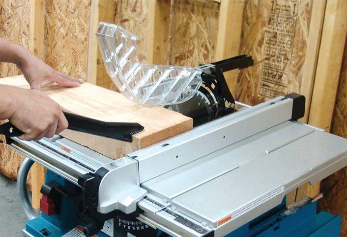 Use push stick - Cutting Ripping Table Saw Use push stick - Cutting Ripping Table Saw