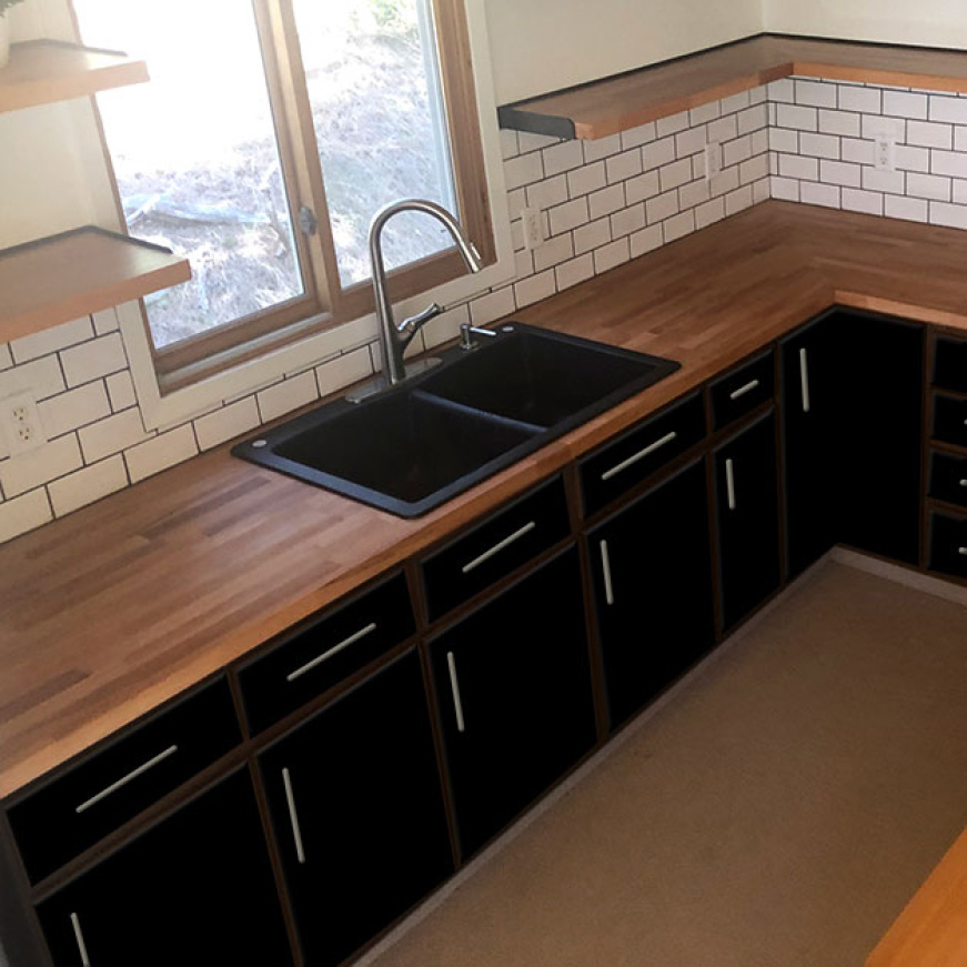 Hardwood Reflections Unfinished Beech Butcher Block Countertop Installed in a Kitchen Hardwood Reflections Unfinished Beech Butcher Block Countertop Installed in a Kitchen
