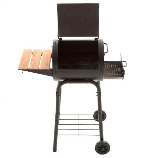 Black charcoal/wood grill from Char-Griller Black charcoal/wood grill from Char-Griller